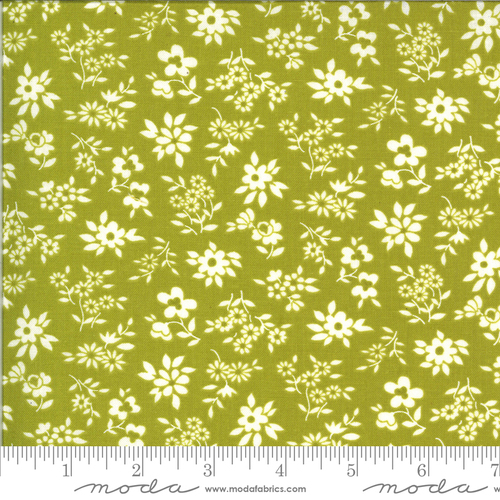 Fabric Remnant -A Blooming Bunch Sweet Floral 67cm